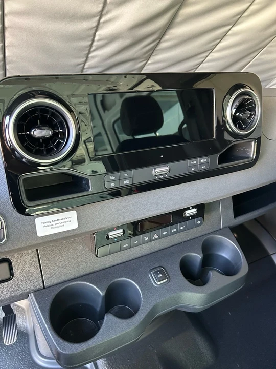 2022 Mercedes-Benz VS30 Sprinter - Image 18 of 21