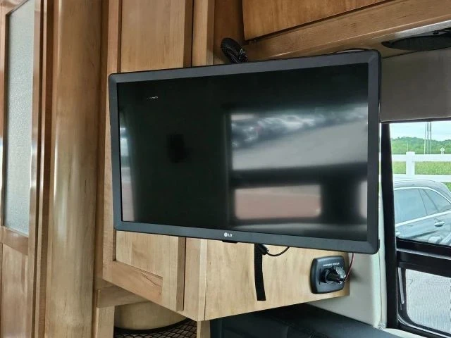 2022 Mercedes-Benz VS30 Sprinter - Image 20 of 21