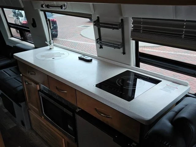 2022 Mercedes-Benz VS30 Sprinter - Image 3 of 21