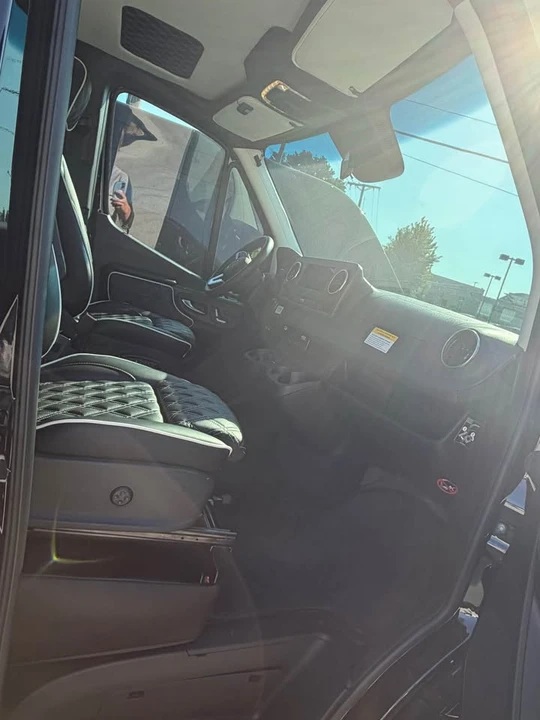 2022 Mercedes-Benz VS30 Sprinter - Image 3 of 8