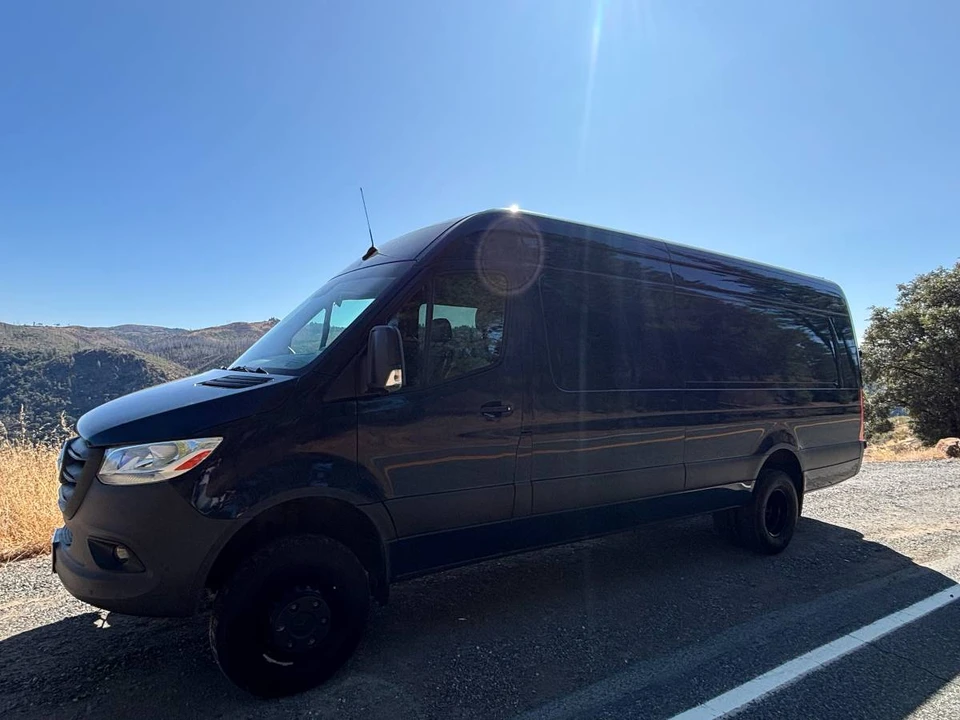 2022 Mercedes-Benz VS30 Sprinter - Image 9 of 24