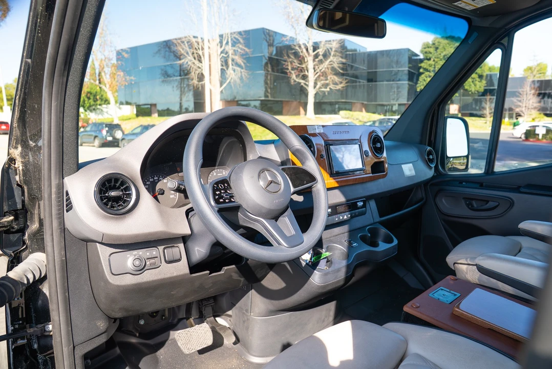 2022 Mercedes-Benz VS30 Sprinter - Image 23 of 31