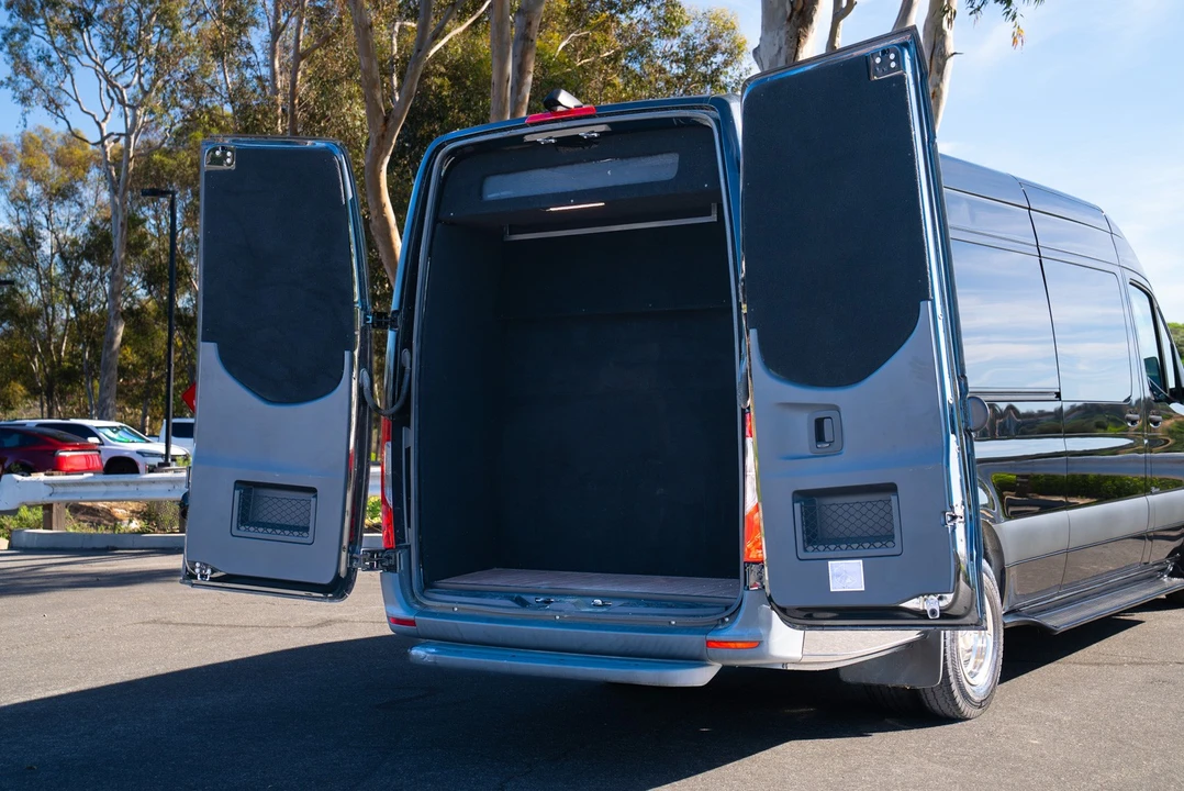 2022 Mercedes-Benz VS30 Sprinter - Image 14 of 31