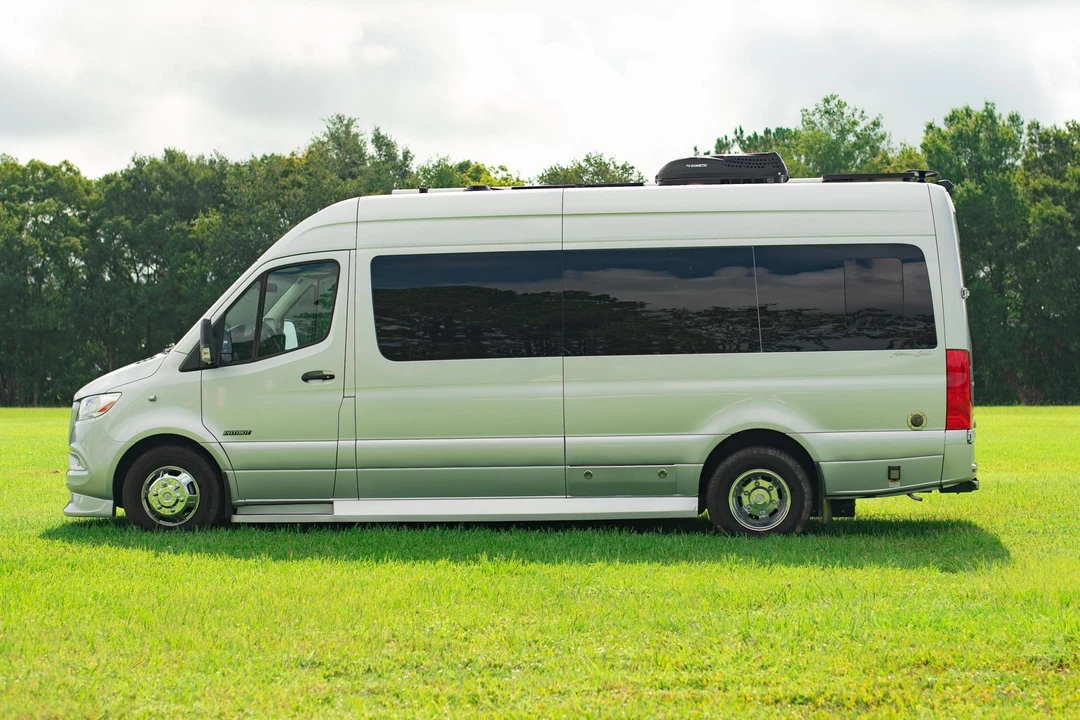 2022 Mercedes-Benz VS30 Sprinter - Image 3 of 31