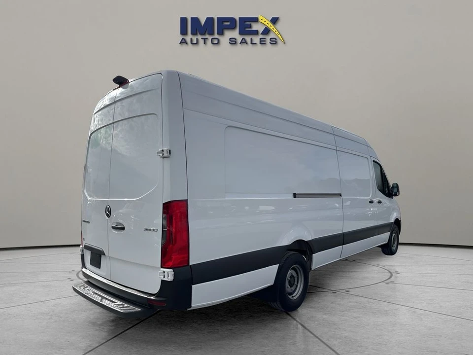 2022 Mercedes-Benz VS30 Sprinter - Image 5 of 12