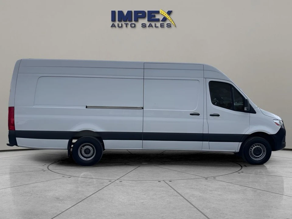 2022 Mercedes-Benz VS30 Sprinter - Image 6 of 12