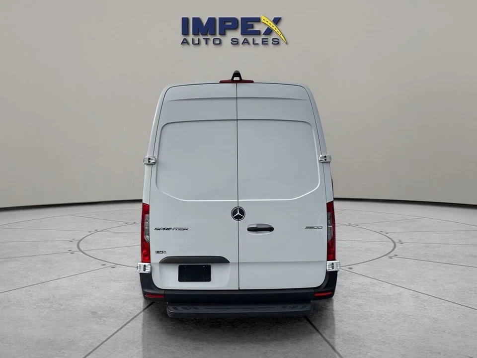 2022 Mercedes-Benz VS30 Sprinter - Image 4 of 12