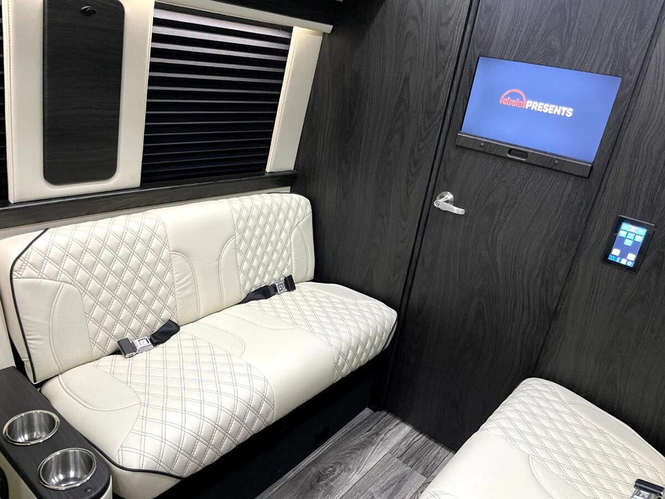 2022 Mercedes-Benz VS30 Sprinter - Image 10 of 12