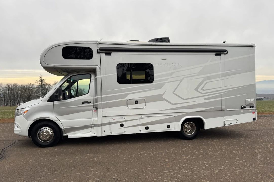 2022 Mercedes-Benz VS30 Sprinter - Image 3 of 10