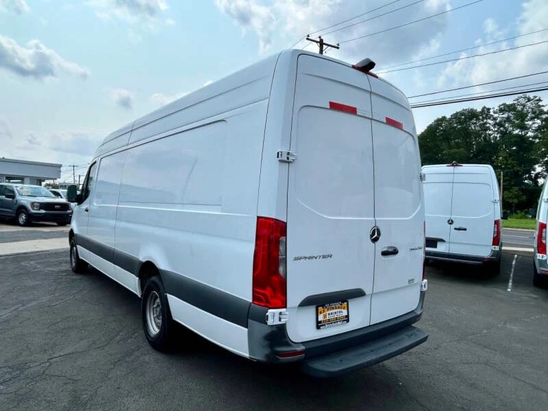 2022 Mercedes-Benz VS30 Sprinter - Image 3 of 19