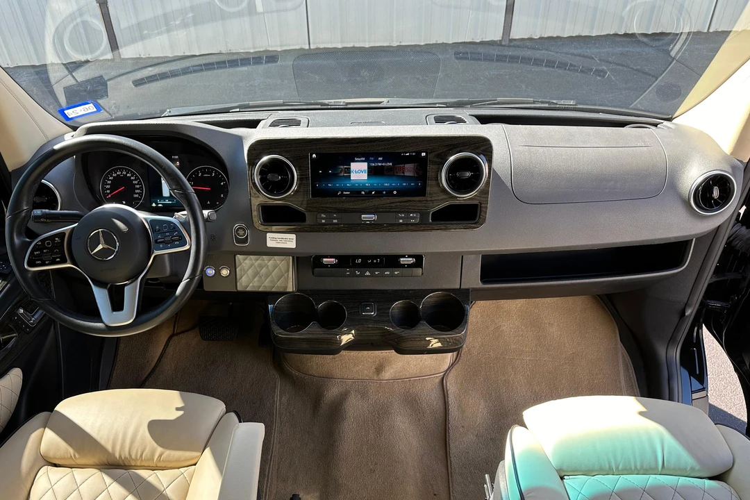 2022 Mercedes-Benz VS30 Sprinter - Image 18 of 31