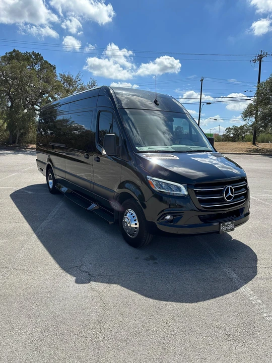 2022 Mercedes-Benz VS30 Sprinter - Image 11 of 31