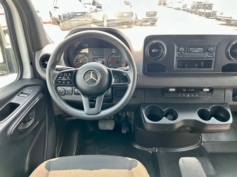 2022 Mercedes-Benz VS30 Sprinter - Image 10 of 12
