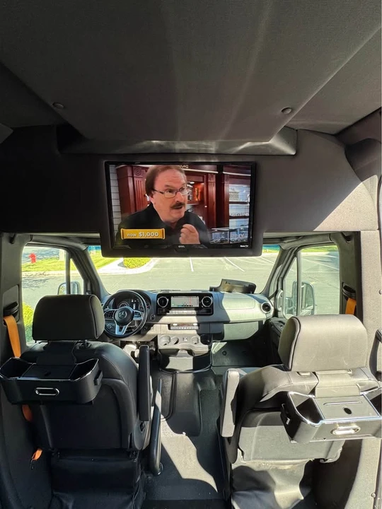 2022 Mercedes-Benz VS30 Sprinter - Image 8 of 11