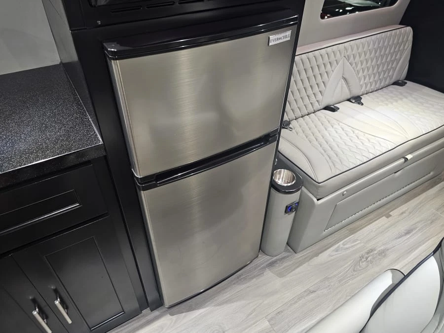 2022 Mercedes-Benz VS30 Sprinter - Image 18 of 31