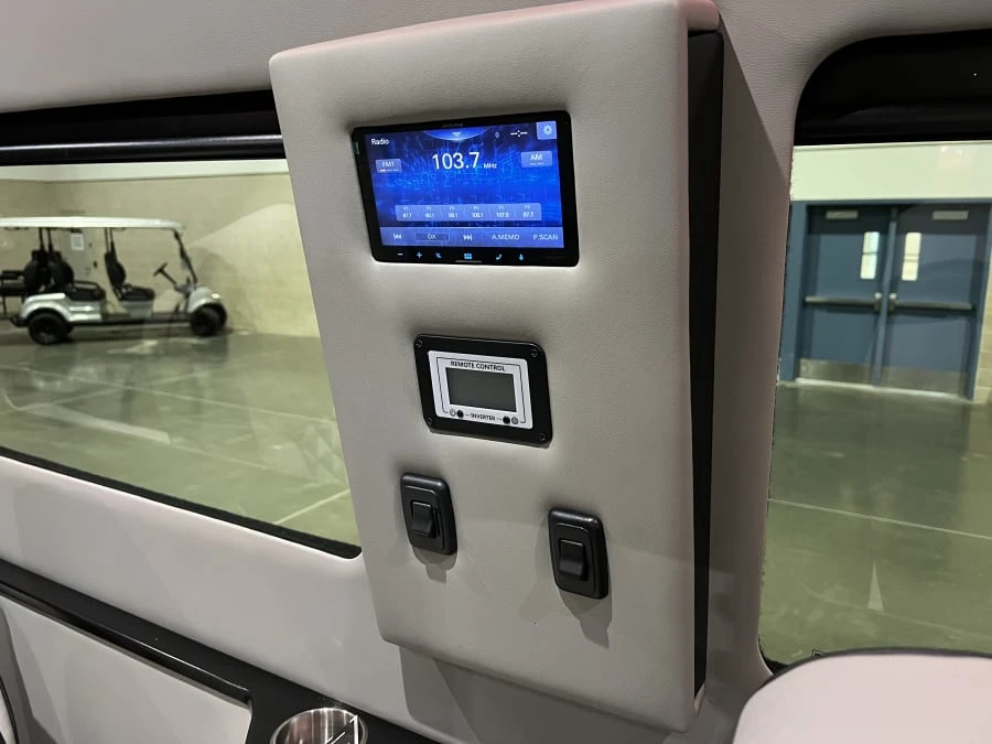 2022 Mercedes-Benz VS30 Sprinter - Image 13 of 31