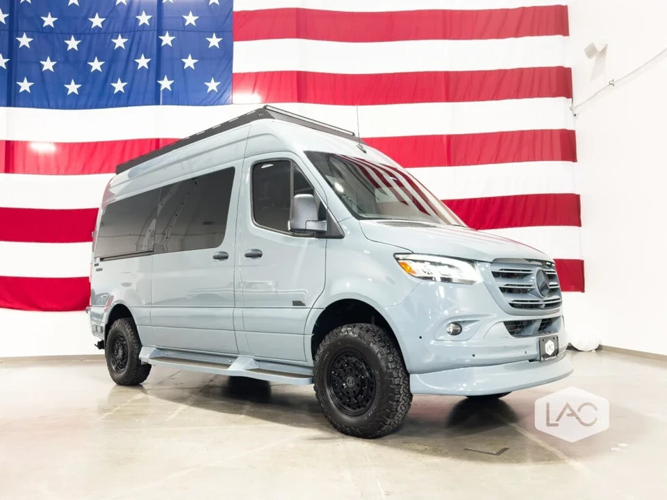 2022 Mercedes-Benz VS30 Sprinter - Image 2 of 12