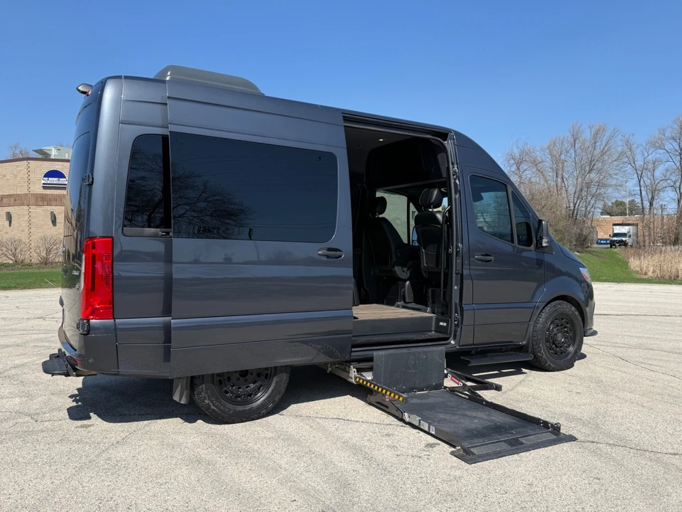 2022 Mercedes-Benz VS30 Sprinter - Image 7 of 21