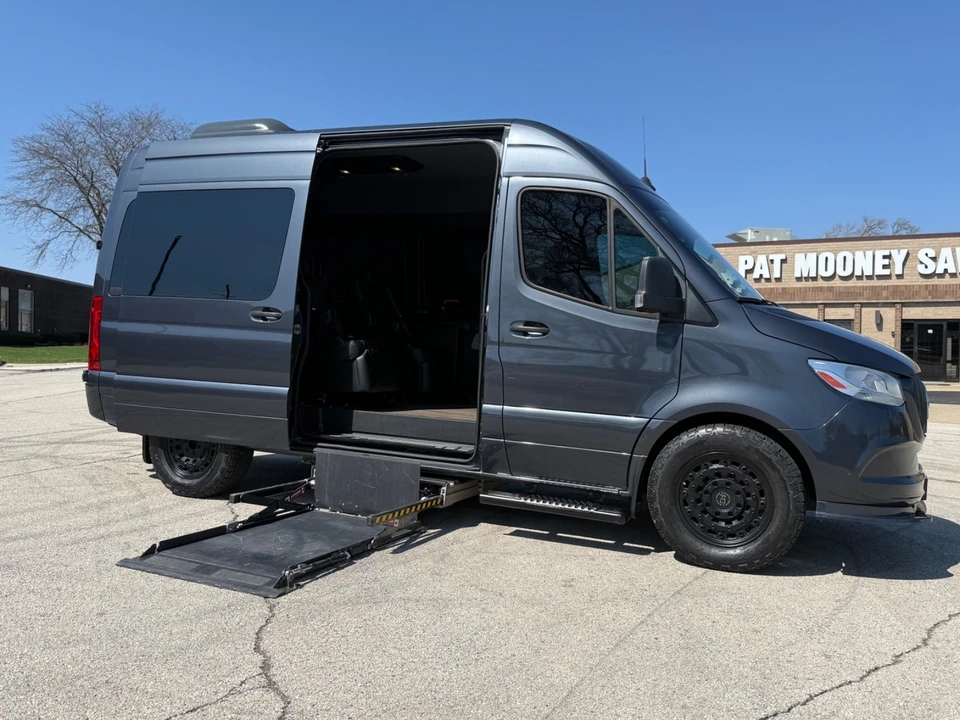 2022 Mercedes-Benz VS30 Sprinter - Image 9 of 21