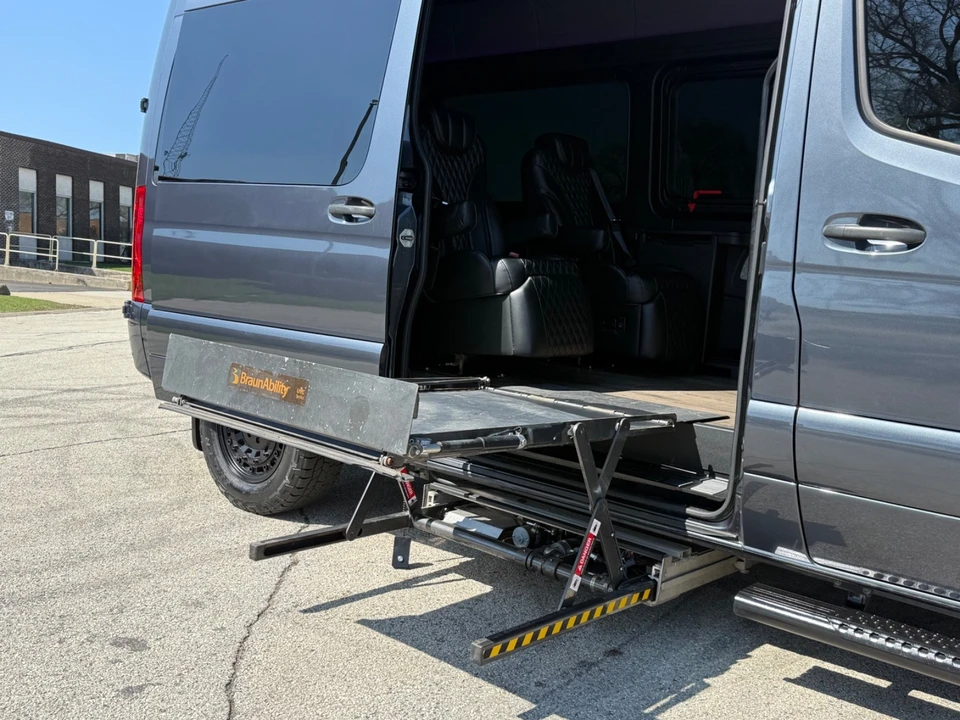 2022 Mercedes-Benz VS30 Sprinter - Image 10 of 21