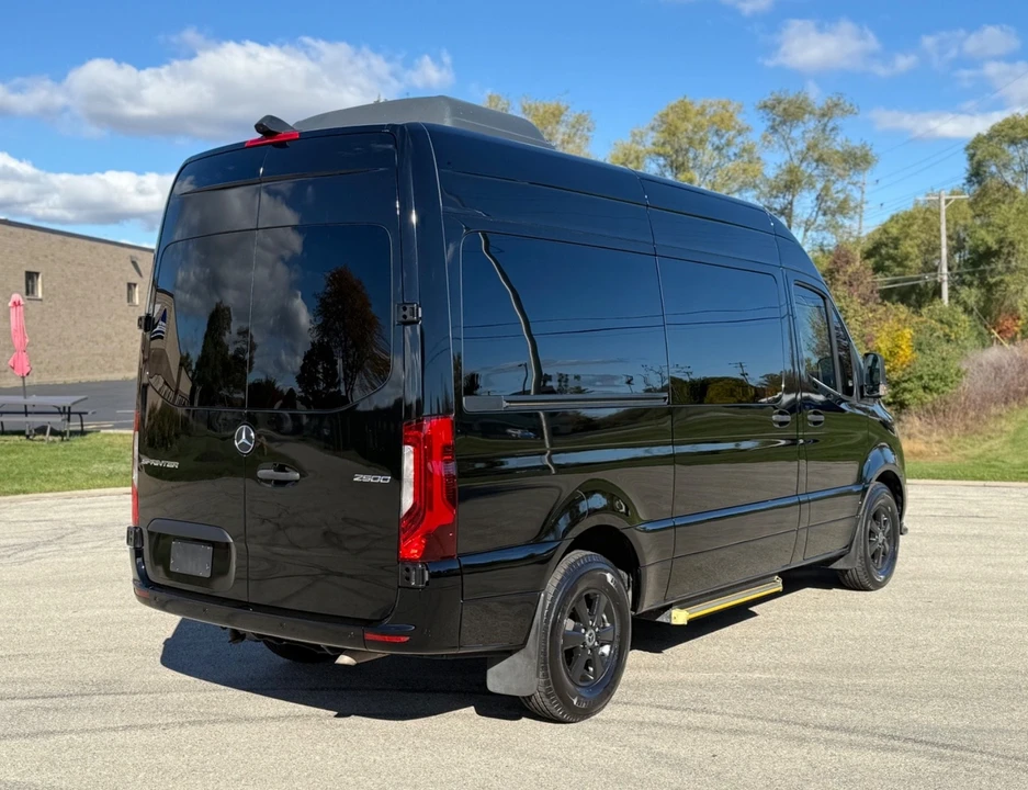 2022 Mercedes-Benz VS30 Sprinter - Image 3 of 21
