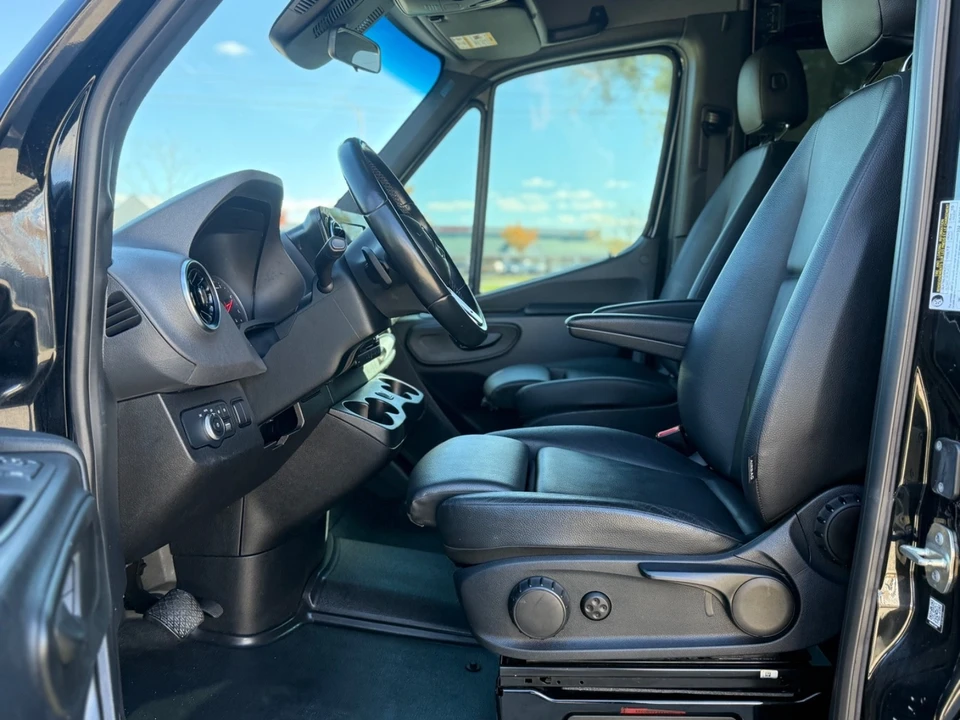 2022 Mercedes-Benz VS30 Sprinter - Image 14 of 21