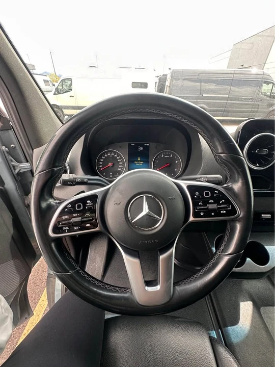 2022 Mercedes-Benz VS30 Sprinter - Image 11 of 16