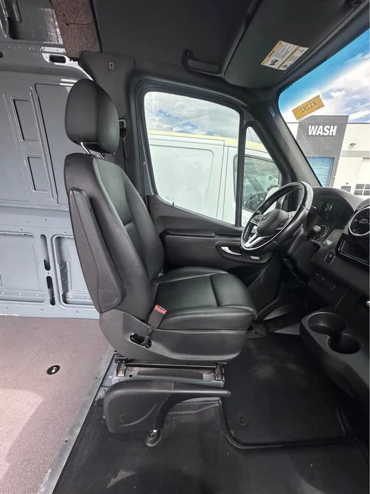 2022 Mercedes-Benz VS30 Sprinter - Image 7 of 16