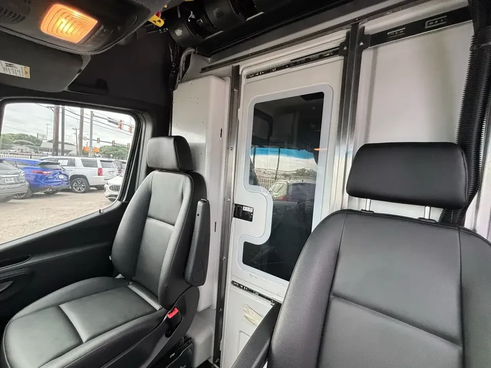 2022 Mercedes-Benz VS30 Sprinter - Image 10 of 20