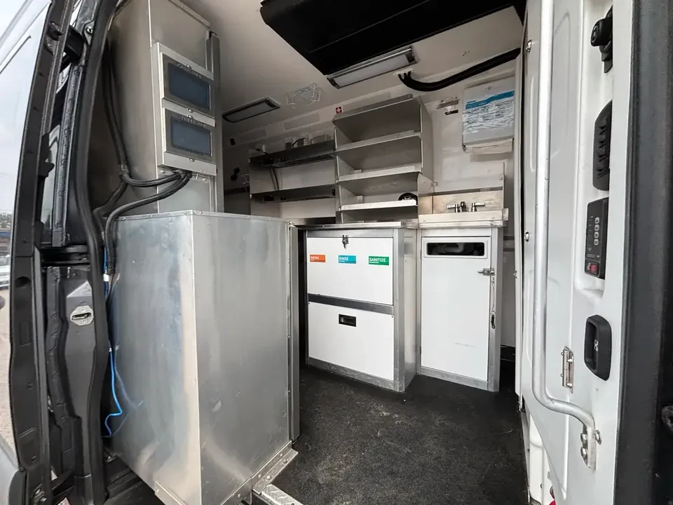 2022 Mercedes-Benz VS30 Sprinter - Image 11 of 20