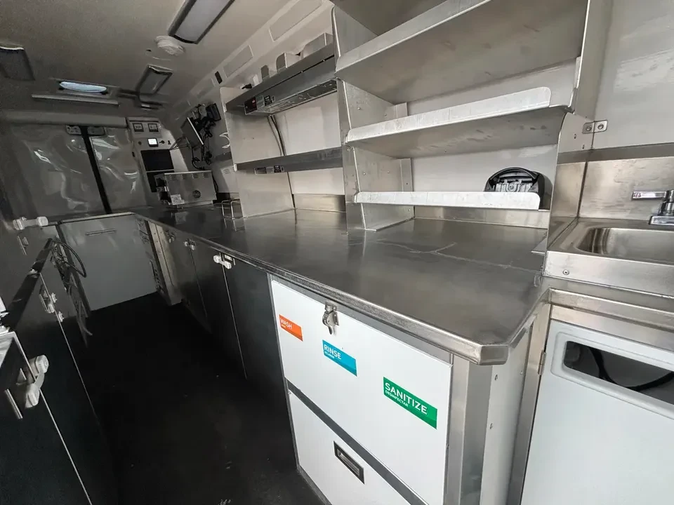 2022 Mercedes-Benz VS30 Sprinter - Image 12 of 20