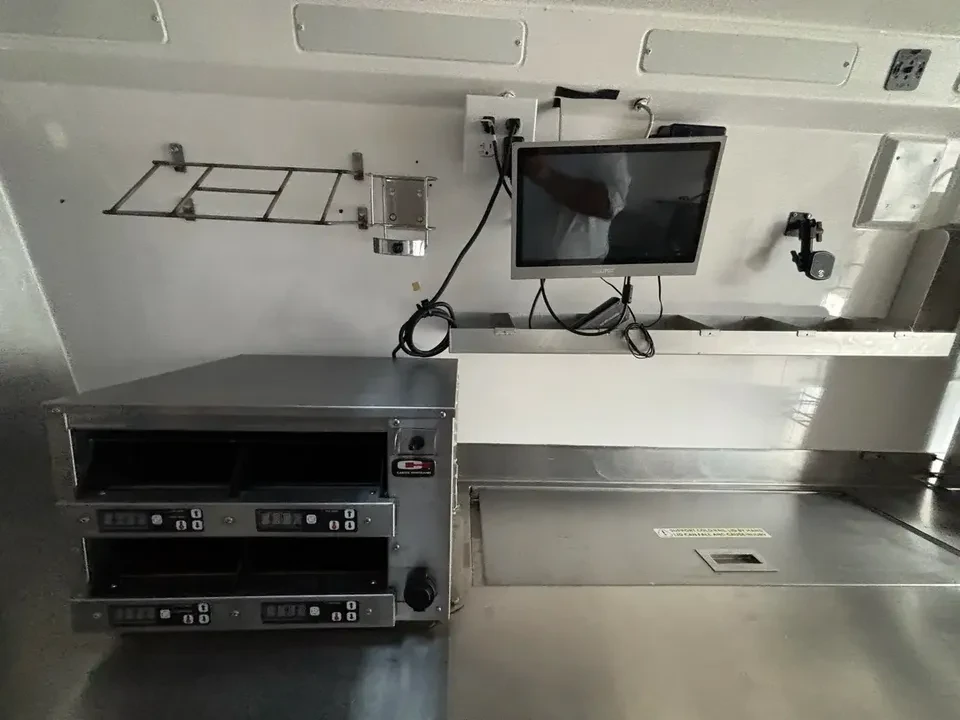 2022 Mercedes-Benz VS30 Sprinter - Image 15 of 20