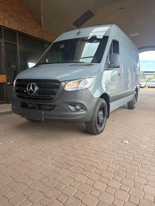 2022 Mercedes-Benz VS30 Sprinter - Image 3 of 13