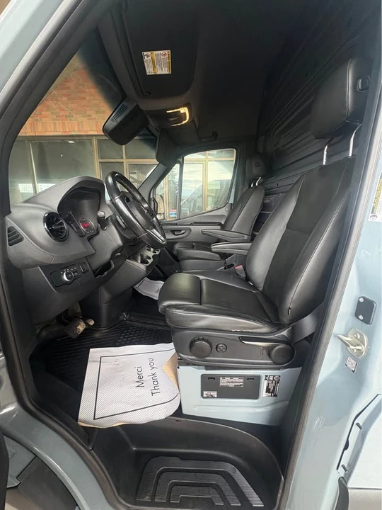 2022 Mercedes-Benz VS30 Sprinter - Image 4 of 13