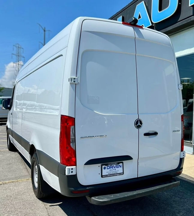 2022 Mercedes-Benz VS30 Sprinter - Image 3 of 20