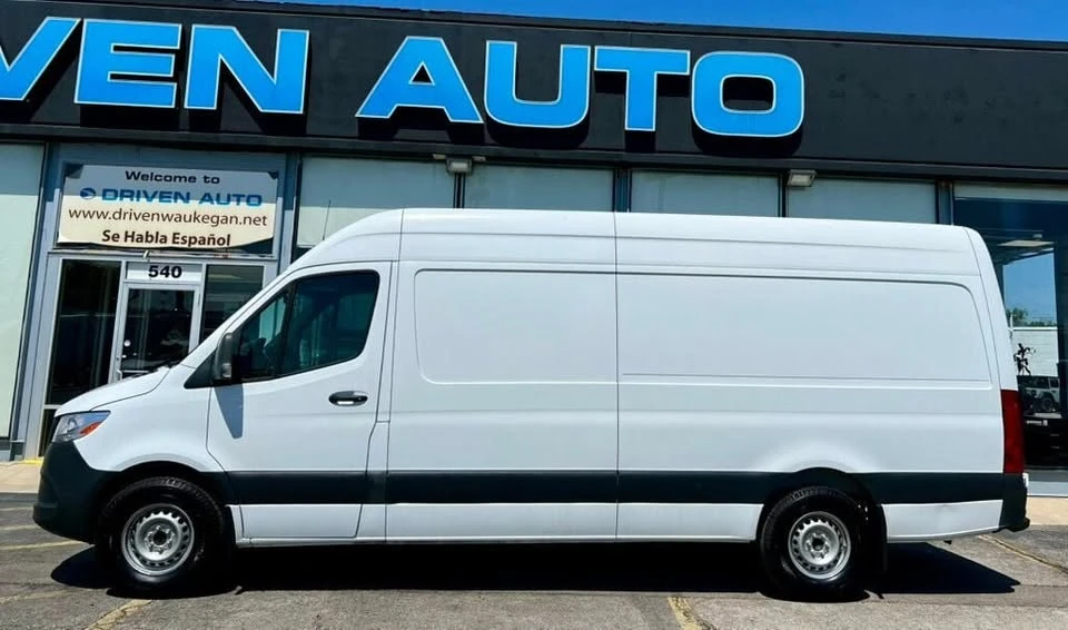2022 Mercedes-Benz VS30 Sprinter - Image 2 of 20
