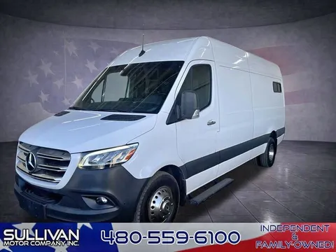 2022 Mercedes-Benz Sprinter Crew Van Base