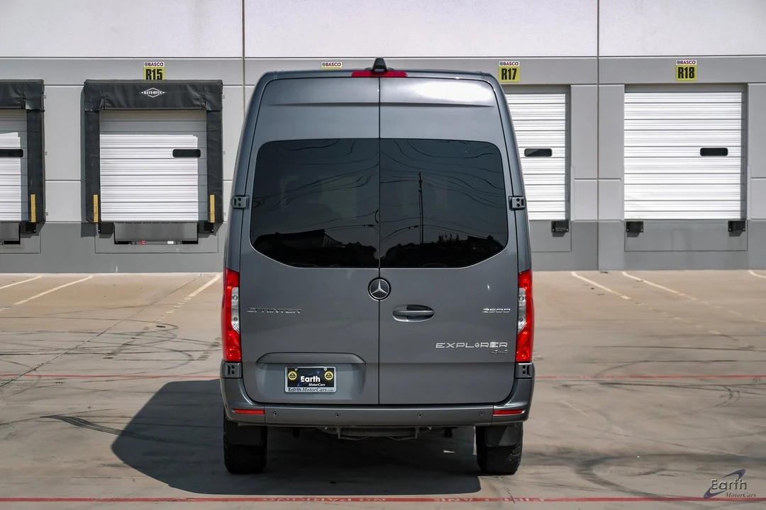 2022 Mercedes-Benz VS30 Sprinter - Image 11 of 12