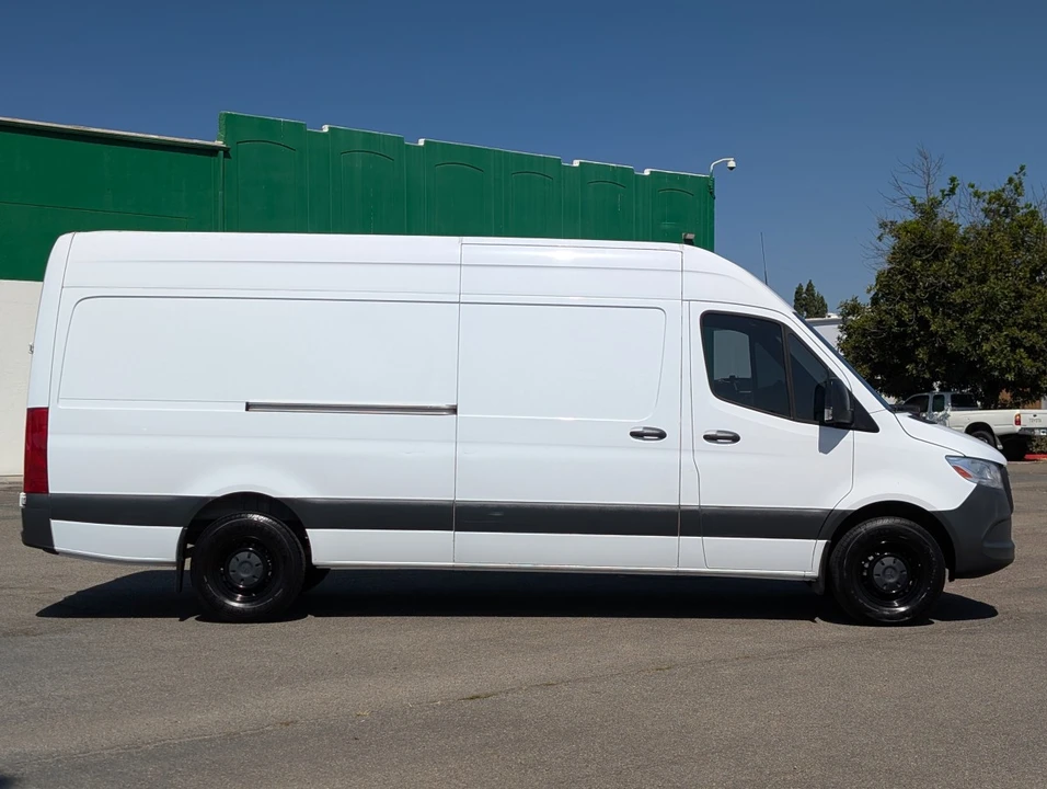 2022 Mercedes-Benz VS30 Sprinter - Image 9 of 12