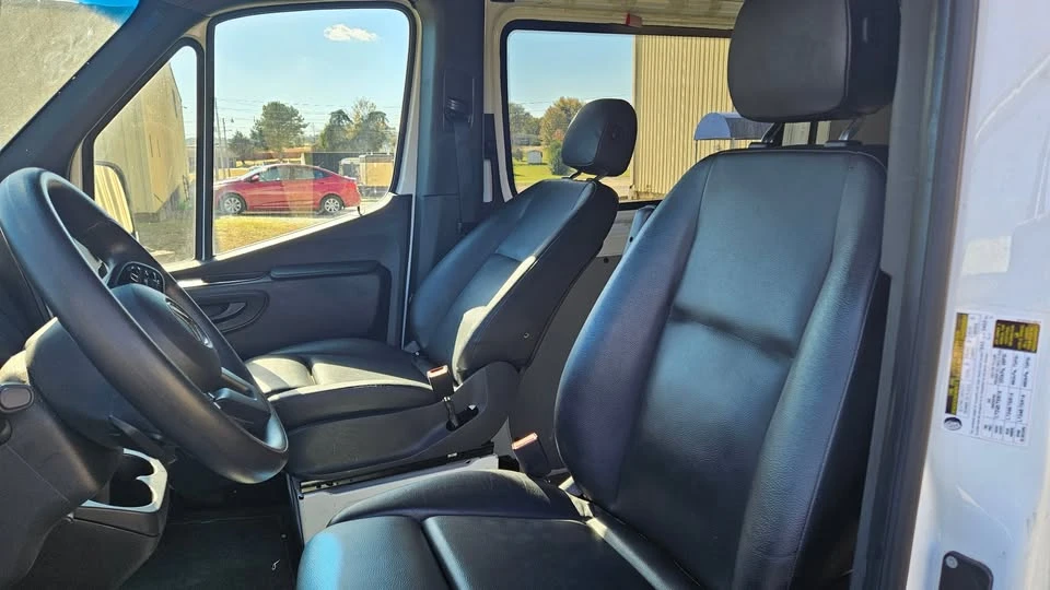 2022 Mercedes-Benz VS30 Sprinter - Image 9 of 19