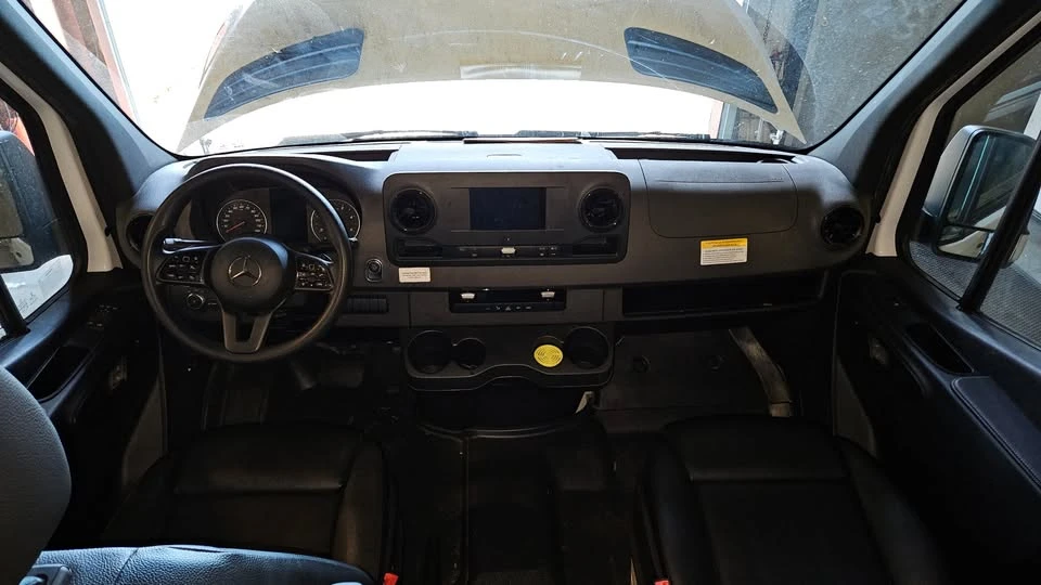 2022 Mercedes-Benz VS30 Sprinter - Image 17 of 19