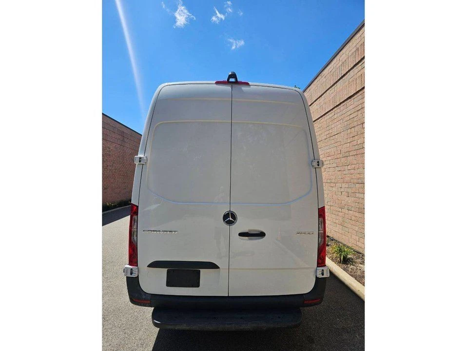 2022 Mercedes-Benz VS30 Sprinter - Image 7 of 15
