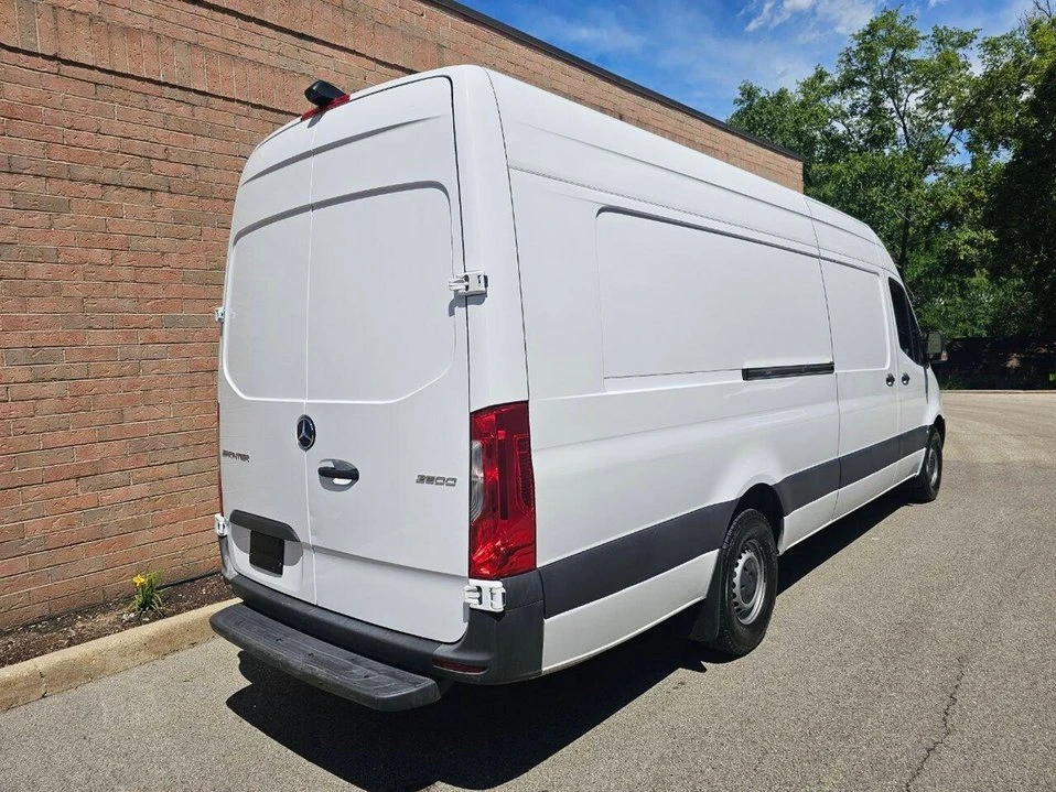 2022 Mercedes-Benz VS30 Sprinter - Image 6 of 15