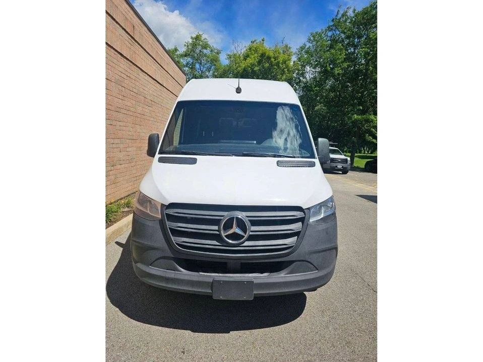 2022 Mercedes-Benz VS30 Sprinter - Image 3 of 15