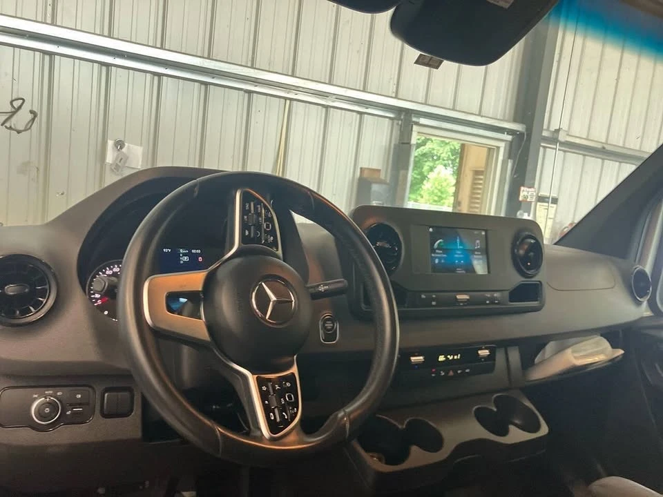 2022 Mercedes-Benz VS30 Sprinter - Image 5 of 6