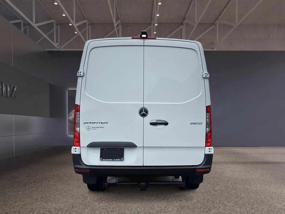 2022 Mercedes-Benz VS30 Sprinter - Image 2 of 9