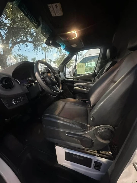 2022 Mercedes-Benz VS30 Sprinter - Image 7 of 9