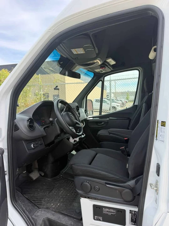 2022 Mercedes-Benz VS30 Sprinter - Image 6 of 7