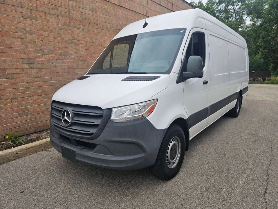 2022 Mercedes-Benz VS30 Sprinter - Image 2 of 14