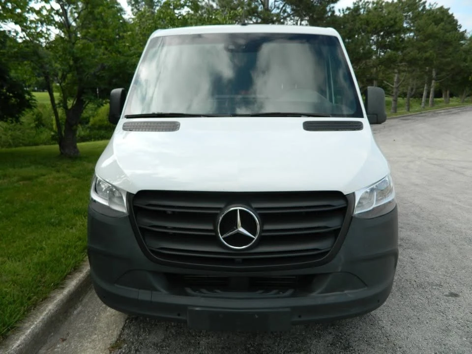2022 Mercedes-Benz VS30 Sprinter - Image 2 of 20